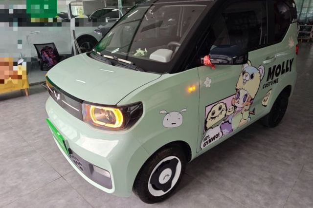Used Wuling Hongguang MINIEV 2021 Macaron Premium Model – Lithium Iron Phosphate