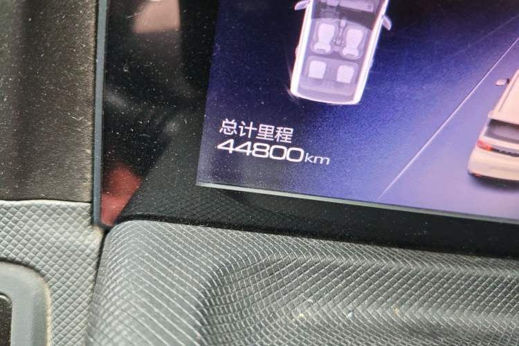Used Wuling Hongguang MINIEV 2021 Macaron Premium Model – Lithium Iron Phosphate Odometer Close Up