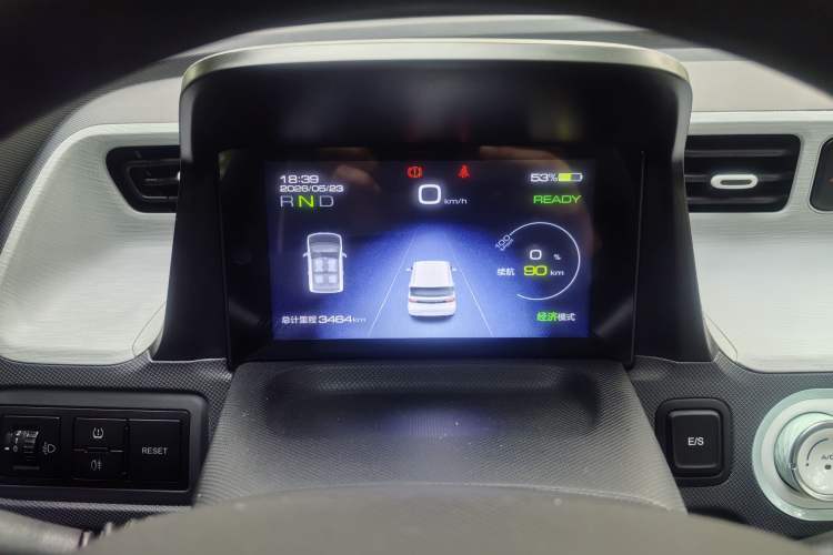 Used Wuling Hongguang MINIEV 2021 Macaron Premium Model – Lithium Iron Phosphate Odometer Close Up