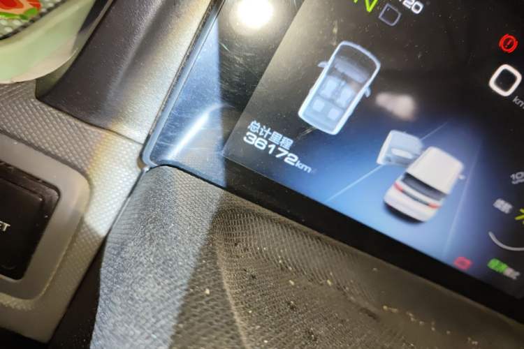 Used Wuling Hongguang MINIEV 2021 Macaron Fashion Model Lithium Iron Phosphate Odometer Close Up