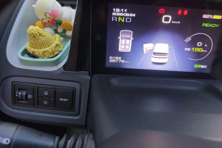 Used Wuling Hongguang MINIEV 2021 Macaron Premium Model – Lithium Iron Phosphate Odometer Close Up
