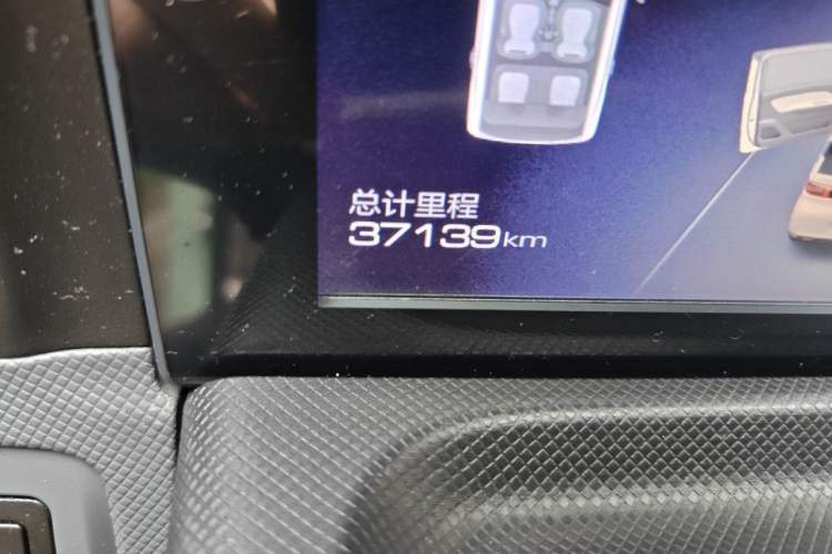 Used Wuling Hongguang MINIEV 2021 Macaron Premium Model – Lithium-NMC Odometer Close Up