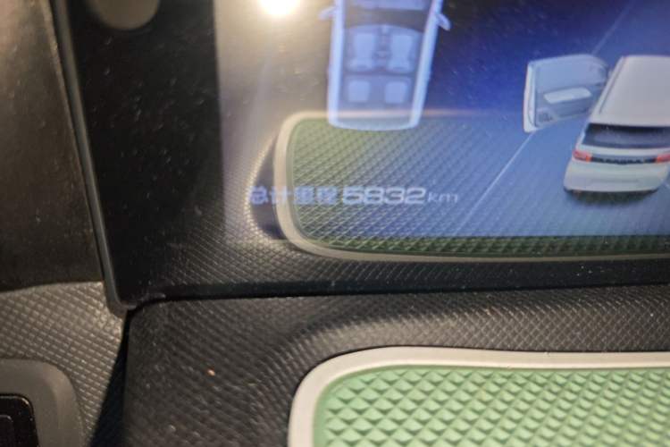 Used Wuling Hongguang MINIEV 2021 Macaron Premium Model – Lithium Iron Phosphate Odometer Close Up