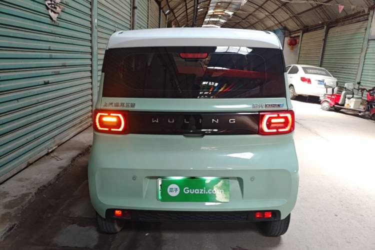 Used Wuling Hongguang MINIEV 2021 Macaron Fashion Model Lithium Iron Phosphate Rear