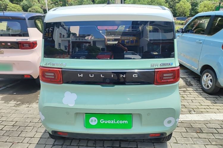 Used Wuling Hongguang MINIEV 2021 Macaron Fashion Model Lithium Iron Phosphate Rear
