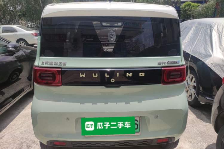 Used Wuling Hongguang MINIEV 2021 Macaron Sandwich Model 120 km Lithium NMC Rear
