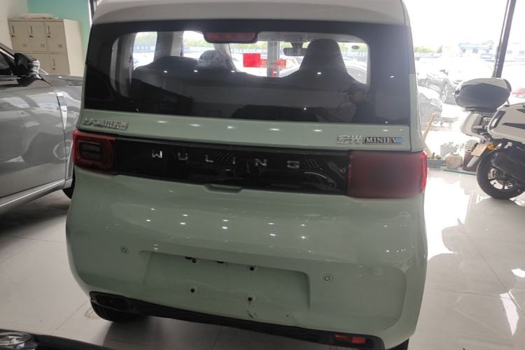 Used Wuling Hongguang MINIEV 2021 Macaron Fashion Edition Lithium-Ion Battery Rear