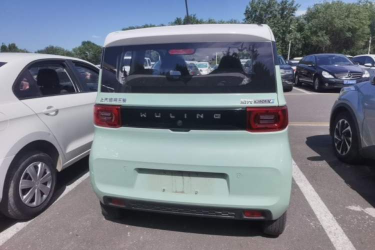 Used Wuling Hongguang MINIEV 2021 Macaron Premium Model – Lithium Iron Phosphate Rear