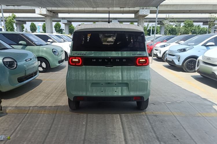 Used Wuling Hongguang MINIEV 2021 Macaron Fashion Model Lithium Iron Phosphate Rear