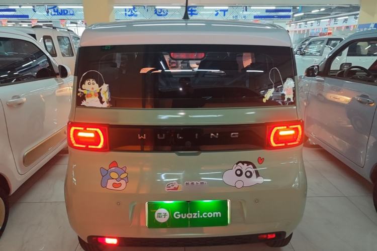 Used Wuling Hongguang MINIEV 2021 Macaron Fashion Model Lithium Iron Phosphate Rear