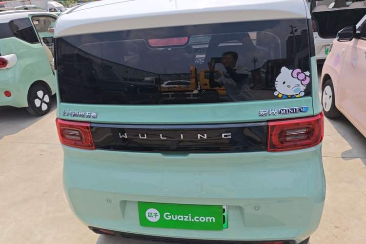Used Wuling Hongguang MINIEV 2021 Macaron Fashion Model Lithium Iron Phosphate Rear