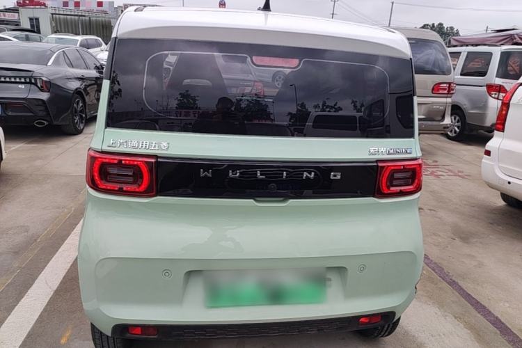 Used Wuling Hongguang MINIEV 2021 Macaron Sandwich Model 120 km Lithium Iron Phosphate Rear