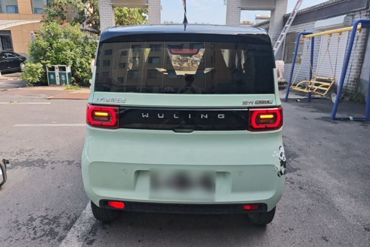 Used Wuling Hongguang MINIEV 2021 Macaron Fashion Model Lithium Iron Phosphate Rear