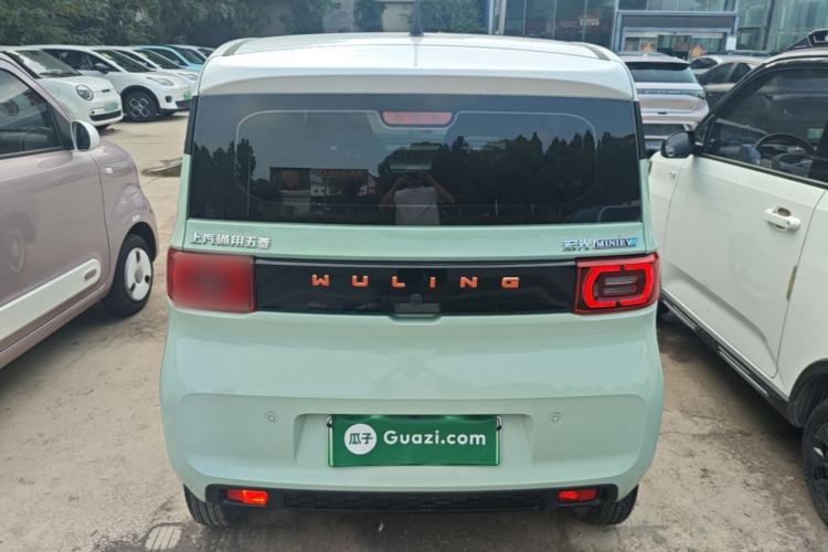 Used Wuling Hongguang MINIEV 2021 Macaron Sandwich Model 120 km Lithium NMC Rear
