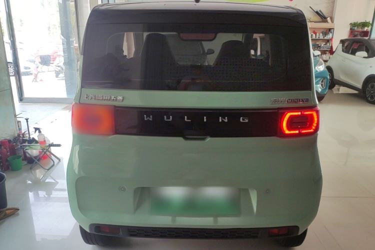 Used Wuling Hongguang MINIEV 2021 Macaron Fashion Edition Lithium-Ion Battery Rear