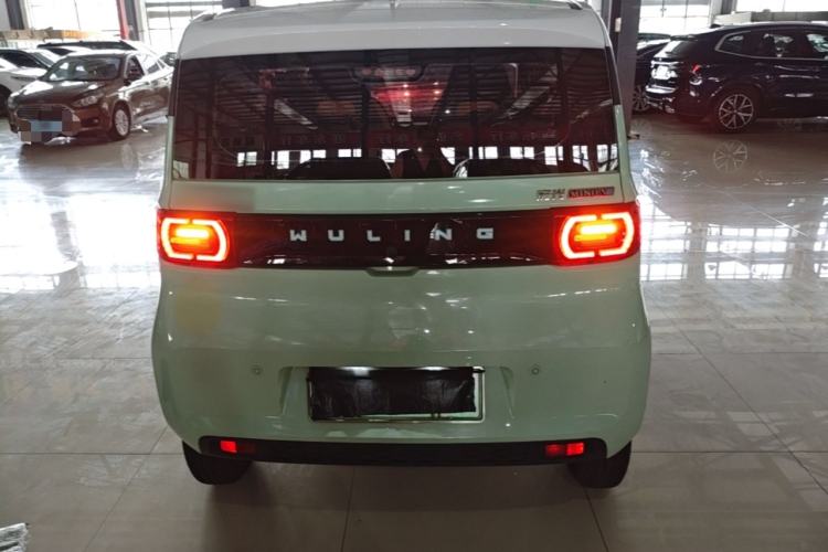 Used Wuling Hongguang MINIEV 2021 Macaron Fashion Model Lithium Iron Phosphate Rear