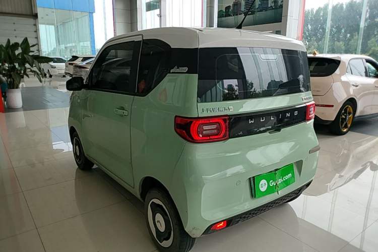 Used Wuling Hongguang MINIEV 2021 Macaron Fashion Model Lithium Iron Phosphate Rear Left 45 Deg