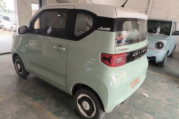 Used Wuling Hongguang MINIEV 2021 Macaron Fashion Model Lithium Iron Phosphate Rear Left 45 Deg