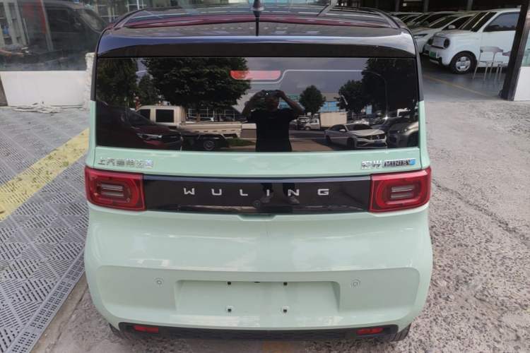 Used Wuling Hongguang MINIEV 2021 Macaron Premium Model – Lithium Iron Phosphate Rear