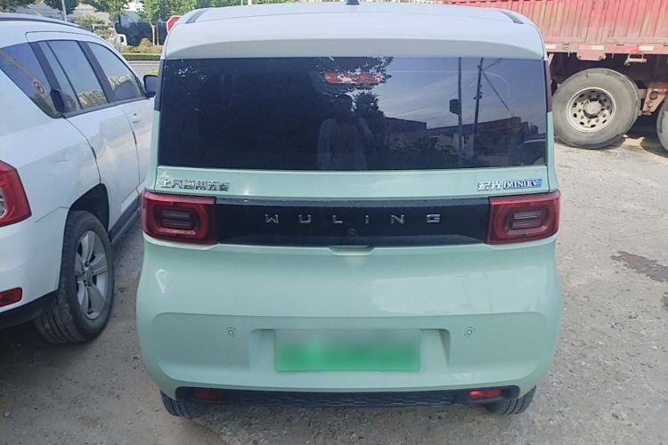 Used Wuling Hongguang MINIEV 2021 Macaron Fashion Model Lithium Iron Phosphate Rear