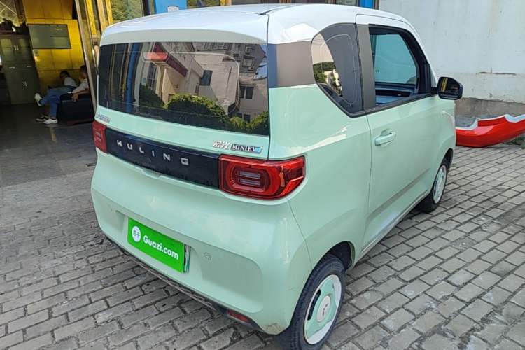 Used Wuling Hongguang MINIEV 2021 Macaron Fashion Model Lithium Iron Phosphate Rear Right 45 Deg