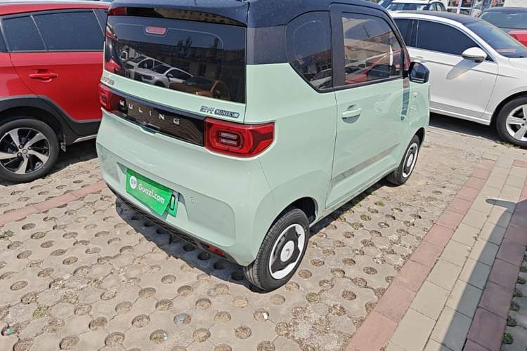 Used Wuling Hongguang MINIEV 2021 Macaron Fashion Model Lithium Iron Phosphate Rear Right 45 Deg