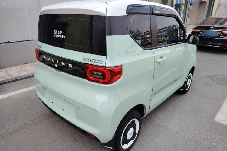 Used Wuling Hongguang MINIEV 2021 Macaron Fashion Edition Lithium-Ion Battery Rear Right 45 Deg