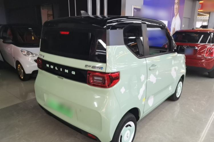 Used Wuling Hongguang MINIEV 2021 Macaron Fashion Model Lithium Iron Phosphate Rear Right 45 Deg