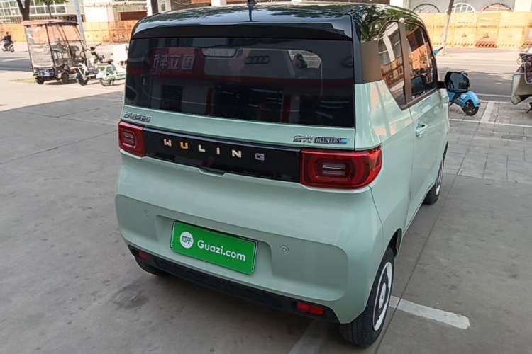 Used Wuling Hongguang MINIEV 2021 Macaron Fashion Model Lithium Iron Phosphate Rear Right 45 Deg