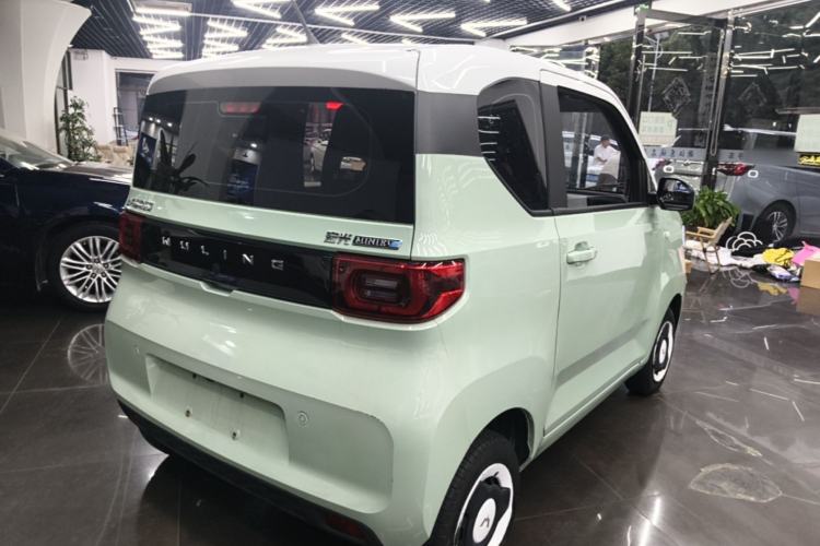 Used Wuling Hongguang MINIEV 2021 Macaron Fashion Model Lithium Iron Phosphate Rear Right 45 Deg