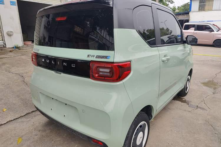 Used Wuling Hongguang MINIEV 2021 Macaron Sandwich Model 170 km Lithium Iron Phosphate Rear Right 45 Deg