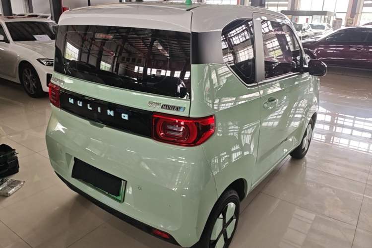Used Wuling Hongguang MINIEV 2021 Macaron Fashion Model Lithium Iron Phosphate Rear Right 45 Deg