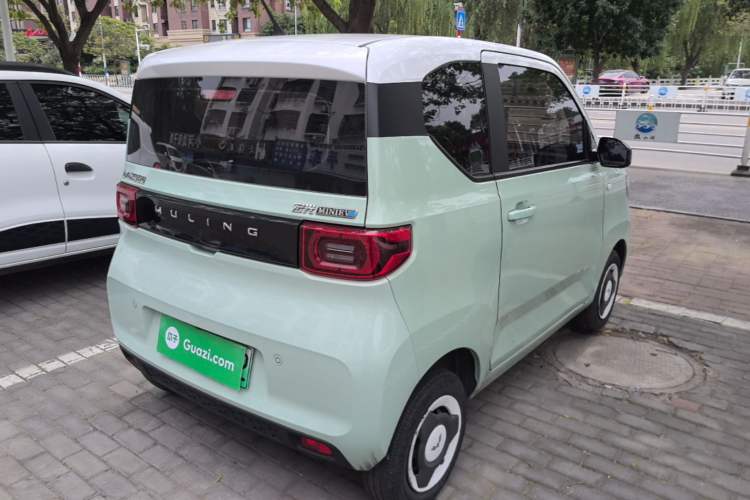 Used Wuling Hongguang MINIEV 2021 Macaron Fashion Model Lithium Iron Phosphate Rear Right 45 Deg