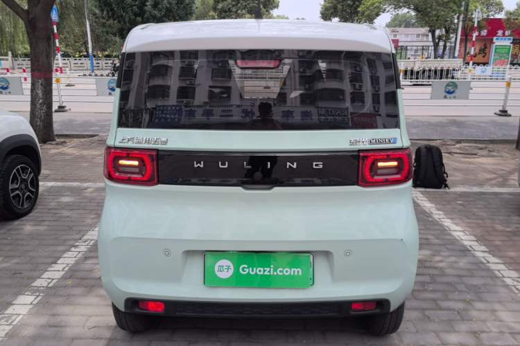 Used Wuling Hongguang MINIEV 2021 Macaron Fashion Model Lithium Iron Phosphate Rear