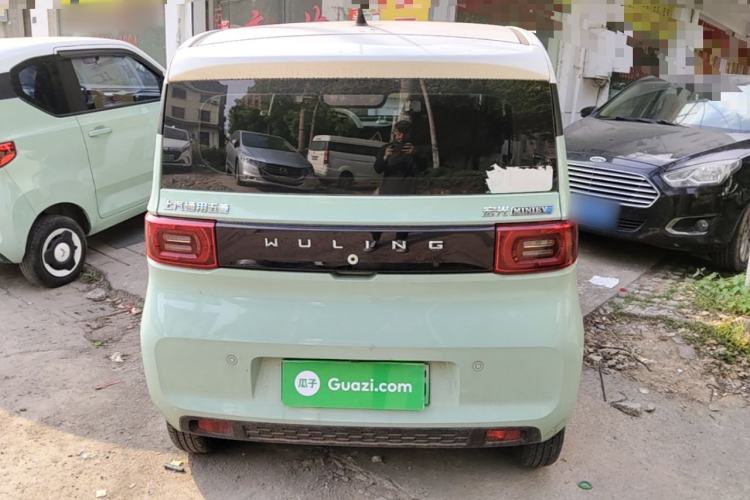 Used Wuling Hongguang MINIEV 2021 Macaron Fashion Model Lithium Iron Phosphate Rear