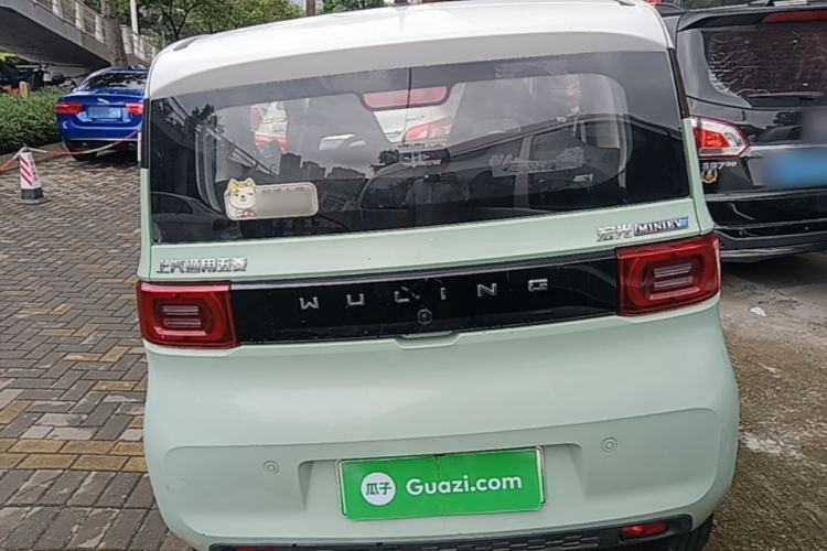 Used Wuling Hongguang MINIEV 2021 Macaron Fashion Model Lithium Iron Phosphate Rear