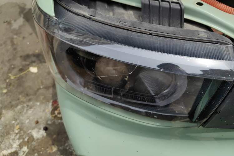 Used Wuling Hongguang MINIEV 2021 Macaron Fashion Model Lithium Iron Phosphate Right Front Headlight