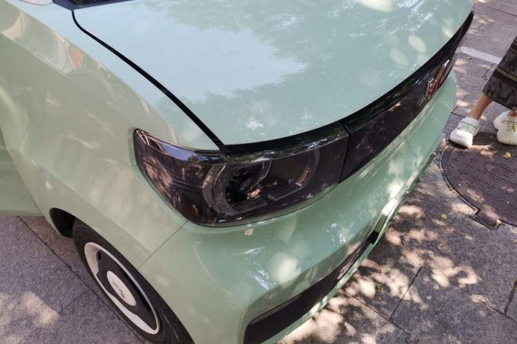 Used Wuling Hongguang MINIEV 2021 Macaron Premium Model – Lithium Iron Phosphate Right Front Headlight