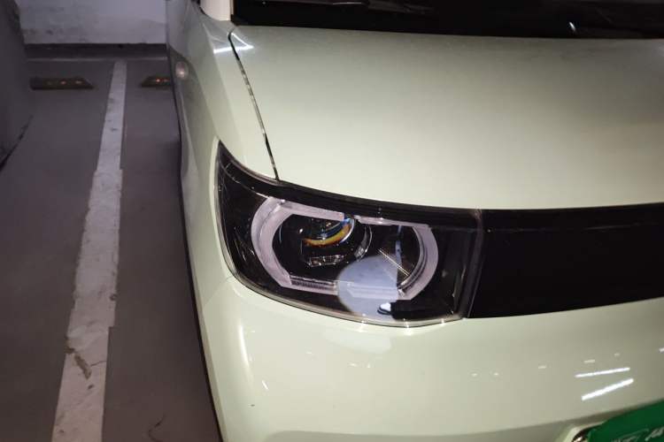 Used Wuling Hongguang MINIEV 2021 Macaron Fashion Model Lithium Iron Phosphate Right Front Headlight