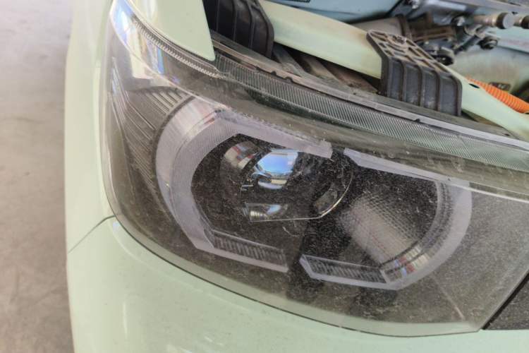 Used Wuling Hongguang MINIEV 2021 Macaron Fashion Model Lithium Iron Phosphate Right Front Headlight