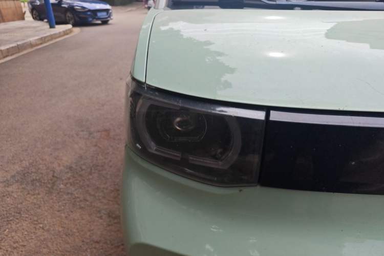 Used Wuling Hongguang MINIEV 2021 Macaron Fashion Model Lithium Iron Phosphate Right Front Headlight