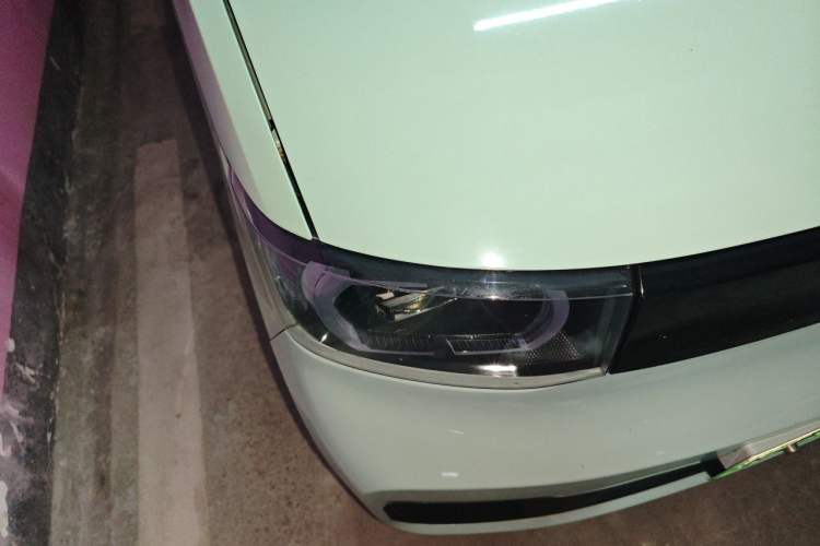 Used Wuling Hongguang MINIEV 2021 Macaron Fashion Model Lithium Iron Phosphate Right Front Headlight