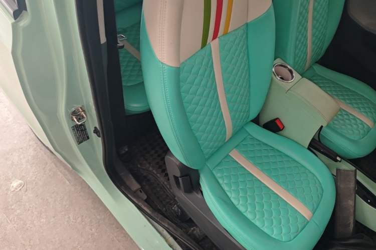 Used Wuling Hongguang MINIEV 2021 Macaron Premium Model – Lithium Iron Phosphate Right Front Seat