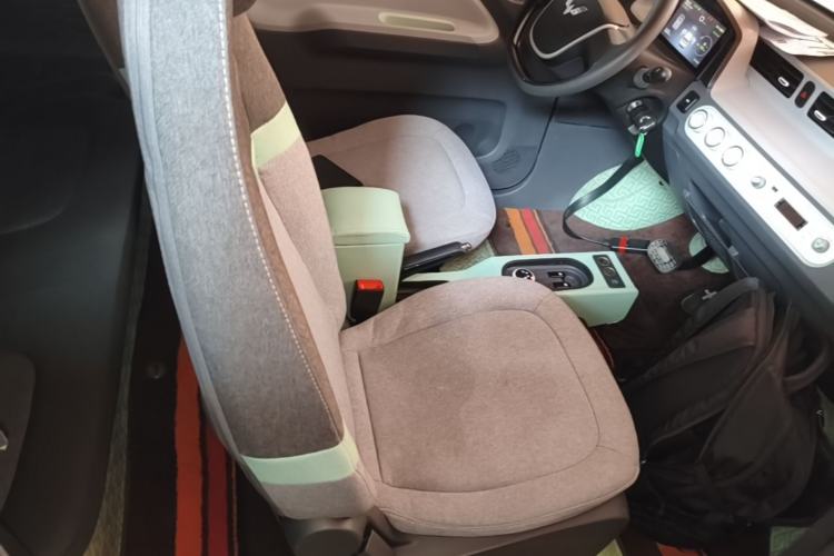 Used Wuling Hongguang MINIEV 2021 Macaron Premium Model – Lithium Iron Phosphate Right Front Seat