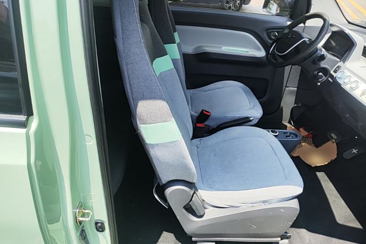 Used Wuling Hongguang MINIEV 2021 Macaron Premium Model – Lithium Iron Phosphate Right Front Seat