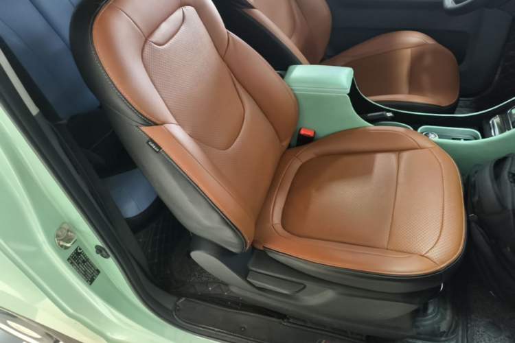 Used Wuling Hongguang MINIEV 2021 Macaron Premium Model – Lithium Iron Phosphate Right Front Seat