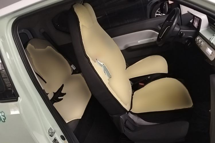 Used Wuling Hongguang MINIEV 2021 Macaron Premium Model – Lithium Iron Phosphate Right Front Seat