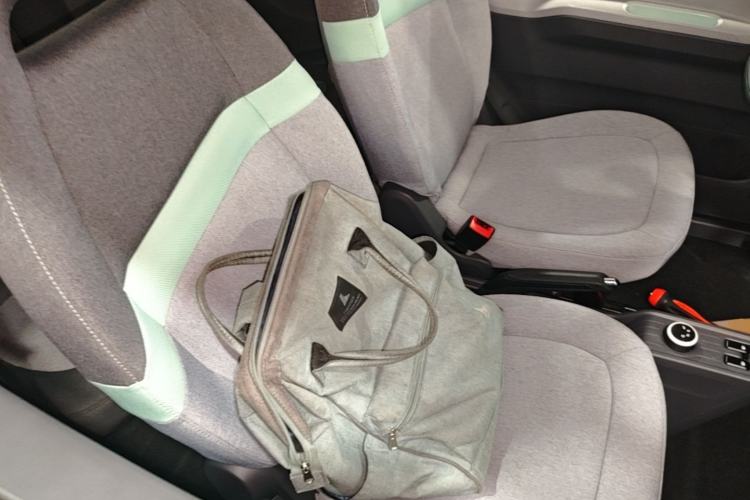 Used Wuling Hongguang MINIEV 2021 Macaron Premium Model – Lithium Iron Phosphate Right Front Seat