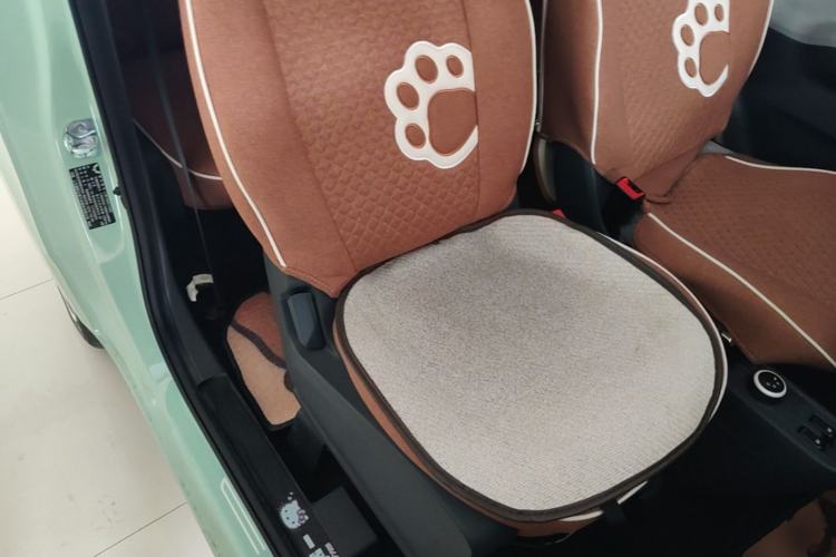 Used Wuling Hongguang MINIEV 2021 Macaron Premium Model – Lithium Iron Phosphate Right Front Seat