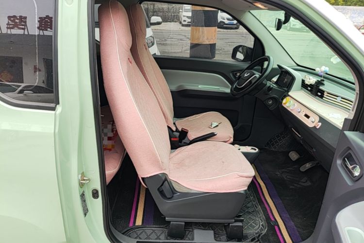 Used Wuling Hongguang MINIEV 2021 Macaron Premium Model – Lithium Iron Phosphate Right Front Seat